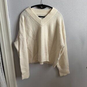 Abercrombie soft cream v neck sweater